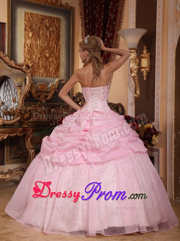 Tasty Pink Ruffled Dresses for a Quince Beaded Appliques Strapless