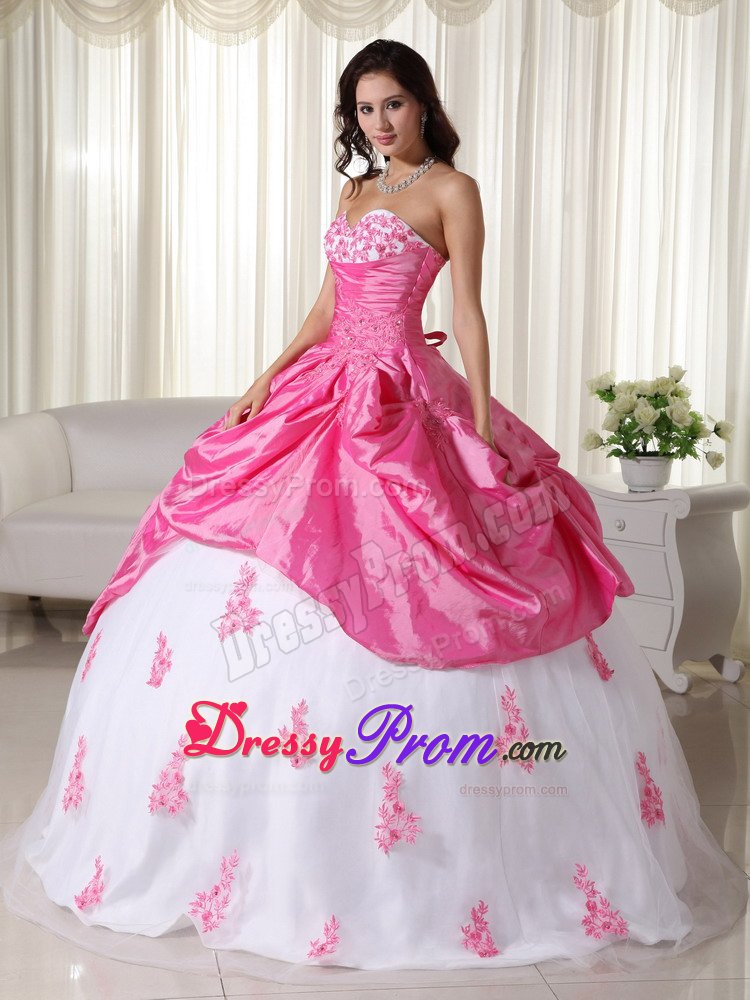 Latest Sweetheart Dress for Quinceanera Lace up Back with Appliques