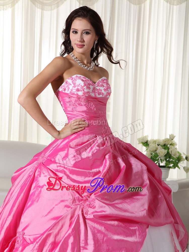 Latest Sweetheart Dress for Quinceanera Lace up Back with Appliques