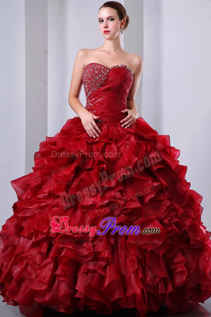 Noble Ruffled Quinceanera Dress with Beading and Ruches in Wine Red