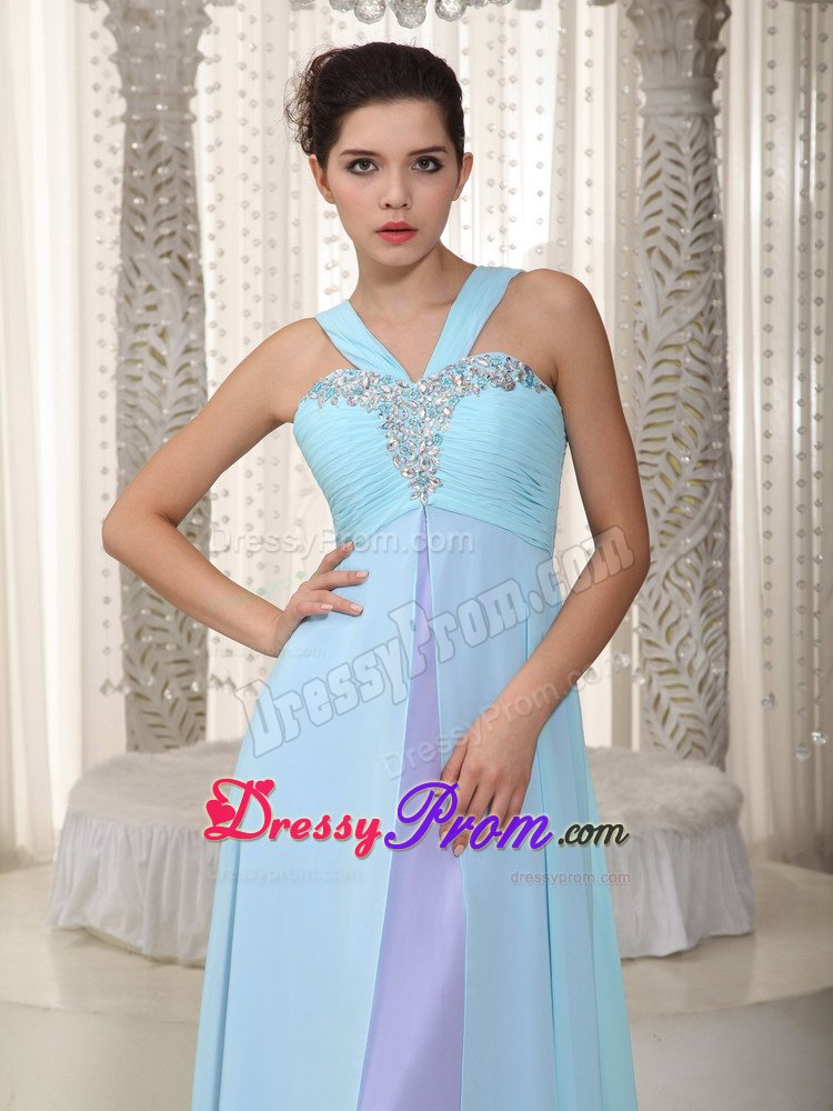 V-neck Beaded and Ruched Prom Dress for Ladies Floor-length in Barueri