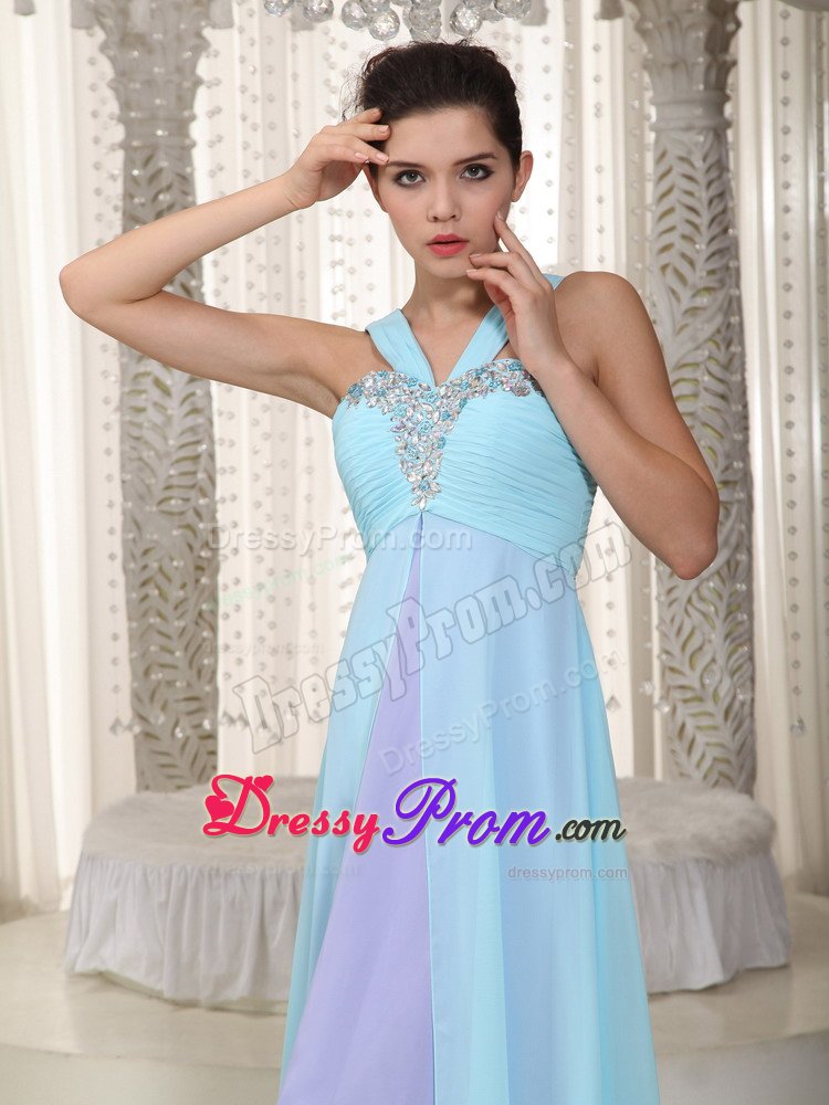 V-neck Beaded and Ruched Prom Dress for Ladies Floor-length in Barueri