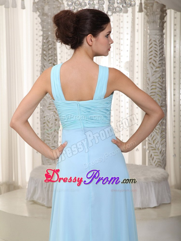 V-neck Beaded and Ruched Prom Dress for Ladies Floor-length in Barueri