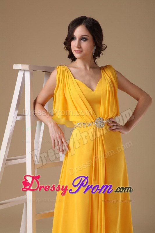 Graceful V-neck Prom Dresses for Ladies Beading Floor-length in Chiffon