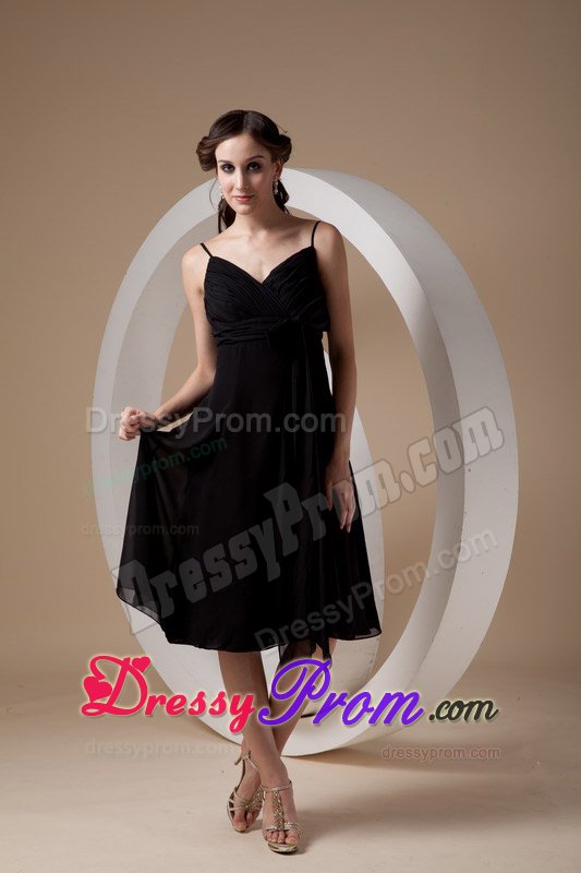 Ruched Black Tea Length Quinceanera Dama Dress with Spaghetti Straps