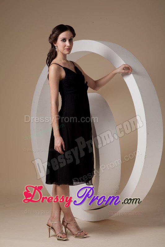 Ruched Black Tea Length Quinceanera Dama Dress with Spaghetti Straps
