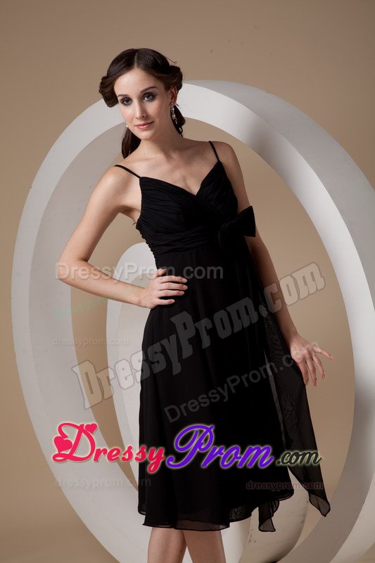 Ruched Black Tea Length Quinceanera Dama Dress with Spaghetti Straps