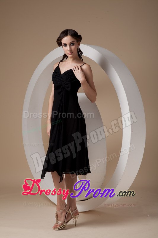 Ruched Black Tea Length Quinceanera Dama Dress with Spaghetti Straps