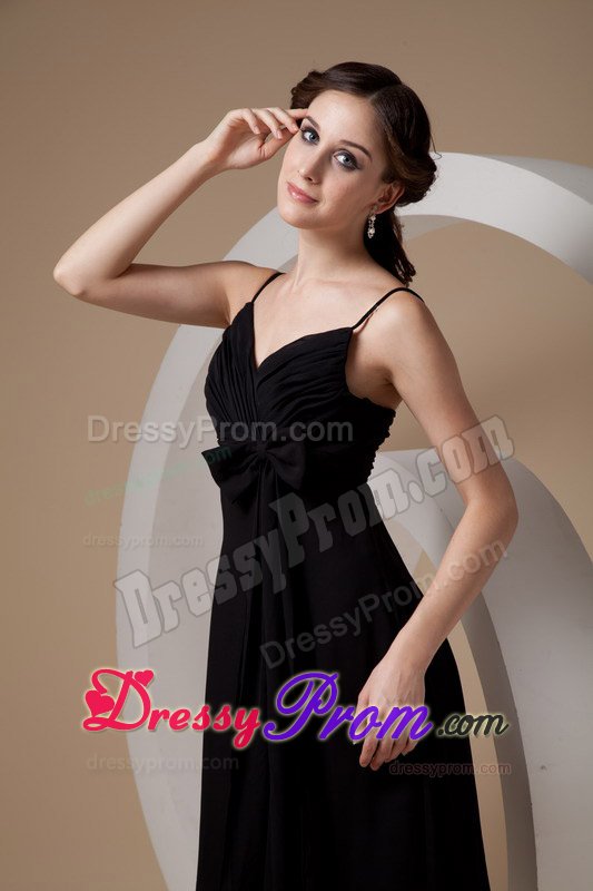 Ruched Black Tea Length Quinceanera Dama Dress with Spaghetti Straps