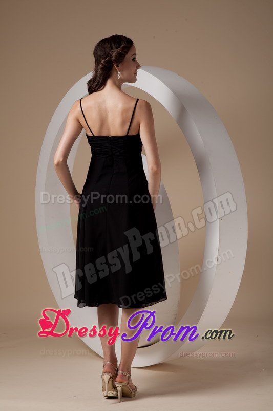 Ruched Black Tea Length Quinceanera Dama Dress with Spaghetti Straps