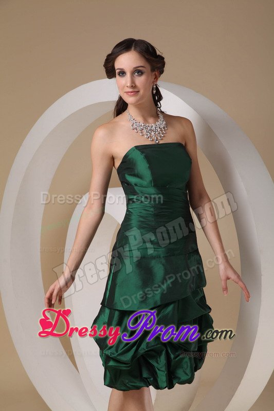 Hunter Green Quinceanera Dama Dresses with Ruches and Pick ups