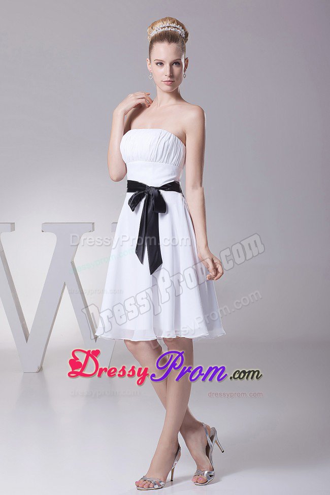 Santa Cruz CA Ruched White Quinceanera Dama Dress with Black Sash