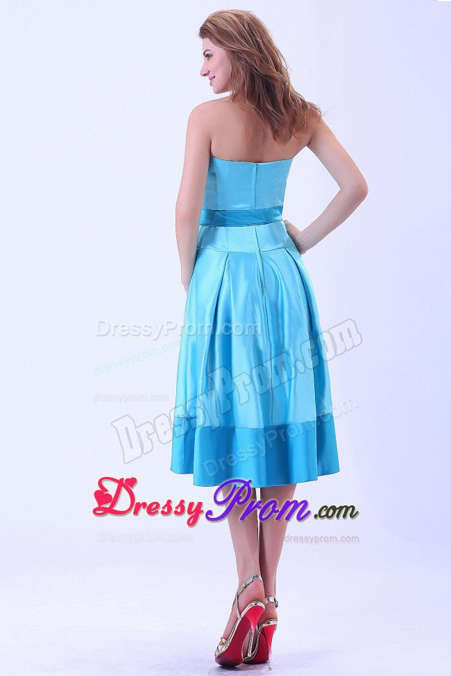 Aqua Blue Satin Tea Length Quinceanera Dama Dresses with Sash