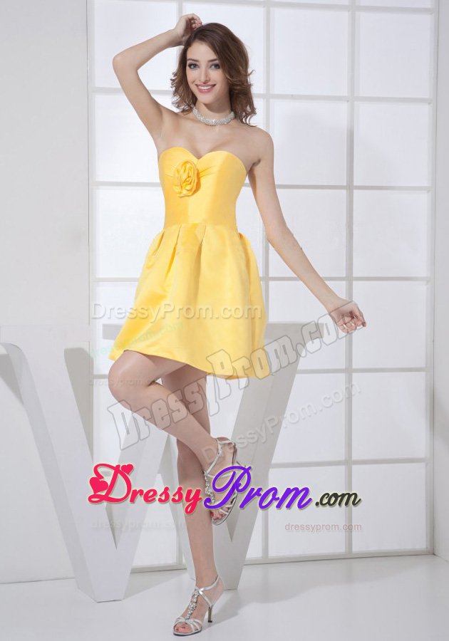 Hand-made Flower Decorate Bodice Dama Dress with Sweetheart Neckline