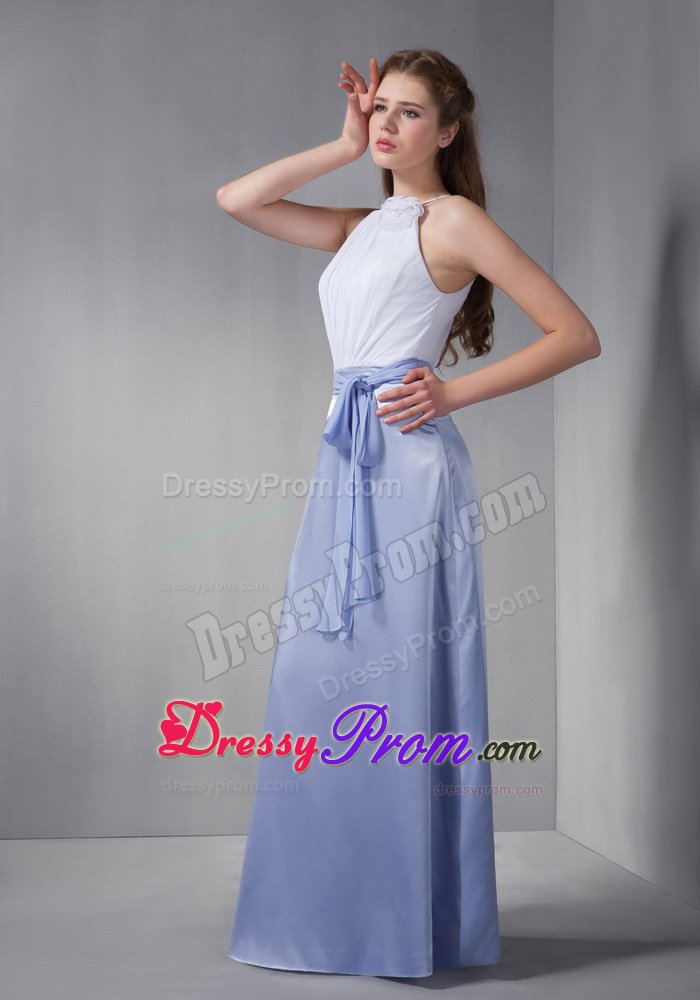 White and Lilac Bridesmaid Dama Dresses Wth Scoop Neckline and Belt