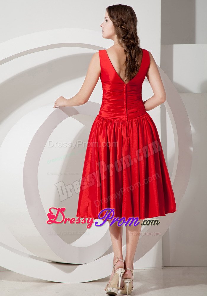 Chinese Red A-line / Princess V-neck Taffeta Quince Dama Dresses