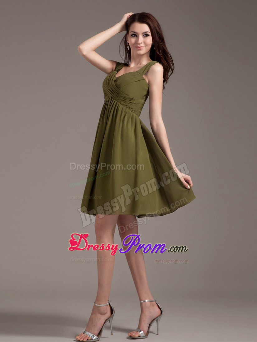 Modest Straps Ruched Olive Green Quinces Dresses with Knee-length
