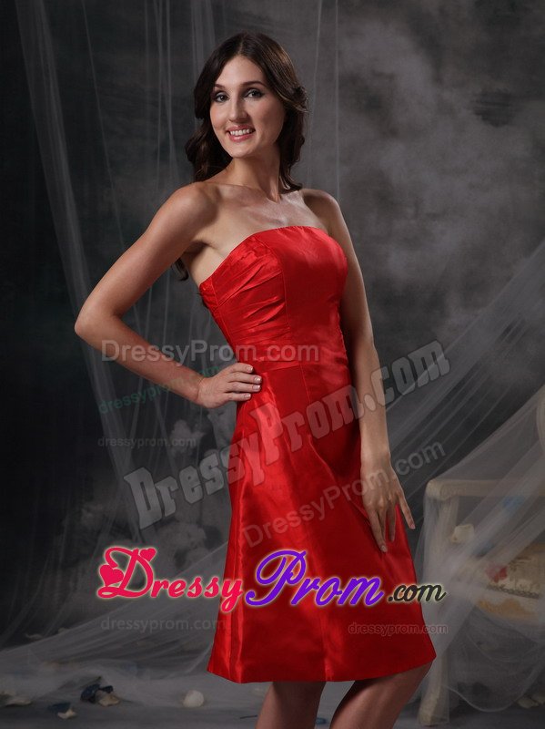 Knee-length Taffeta Strapless Red Dama Dress Ruched under 100