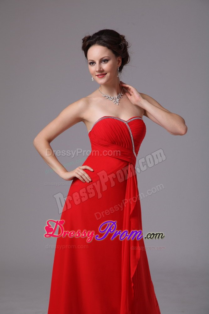 Red Chiffon Sweetheart Ruche Beaded Quinceanera Dama Dresses