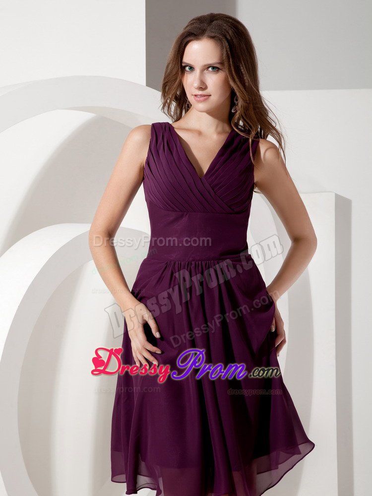 V-neck Empire Chiffon Short Beaded Dama Dress in Dark Purple