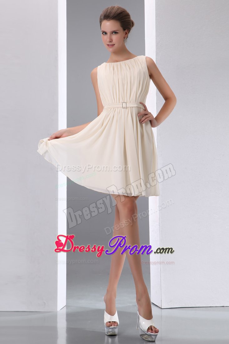 Mini-length Chiffon Champagne Scoop A-line Dama Dress Ruched