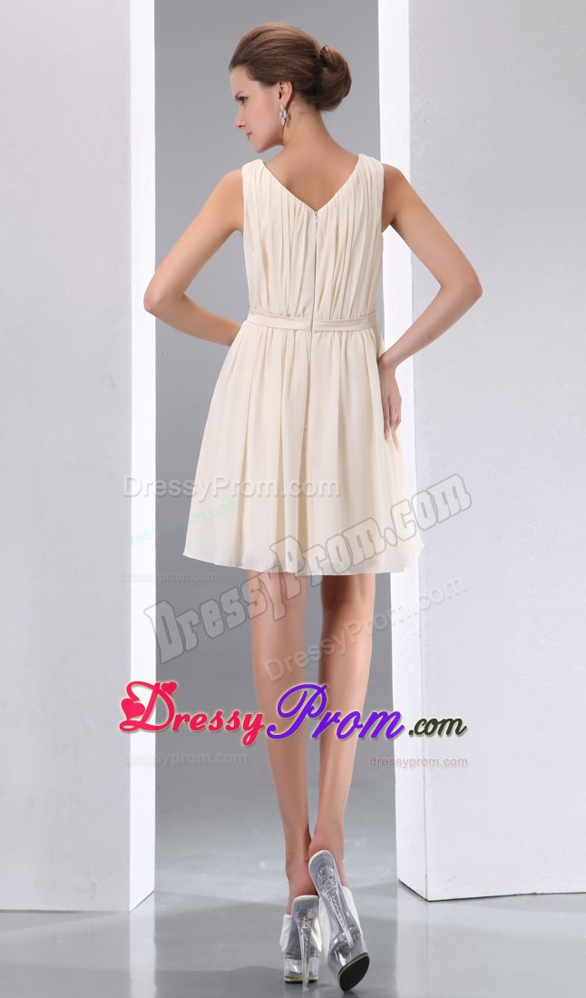 Mini-length Chiffon Champagne Scoop A-line Dama Dress Ruched