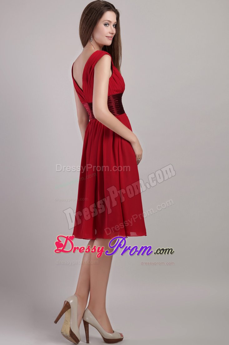 Wine Red V-neck Empire Chiffon Knee-length Dama Dress Sashed