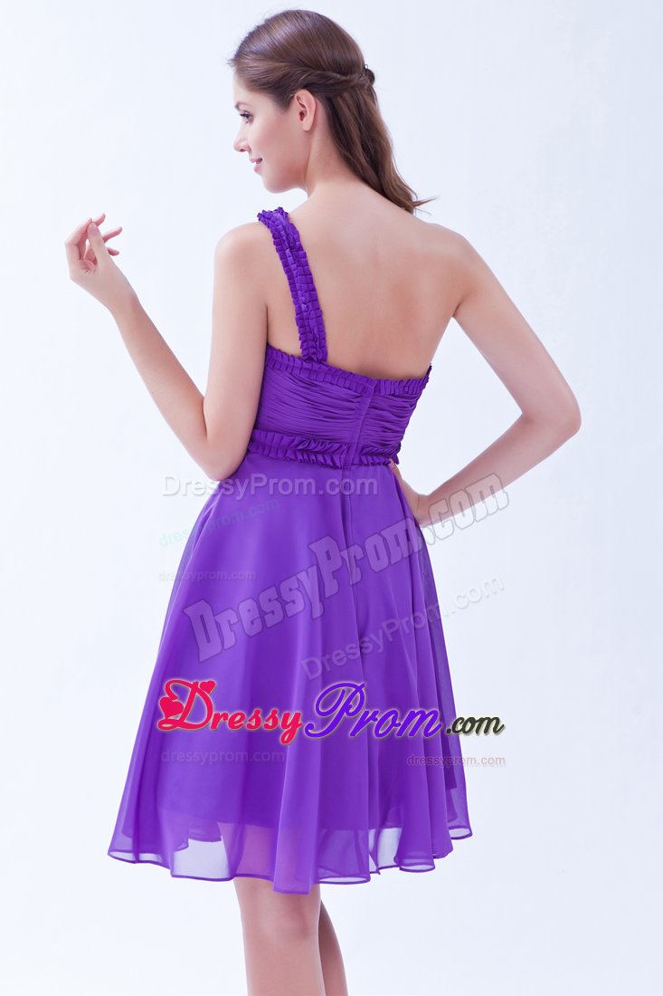 Knee-length Purple One Shoulder Chiffon Dama Dress in Limoges