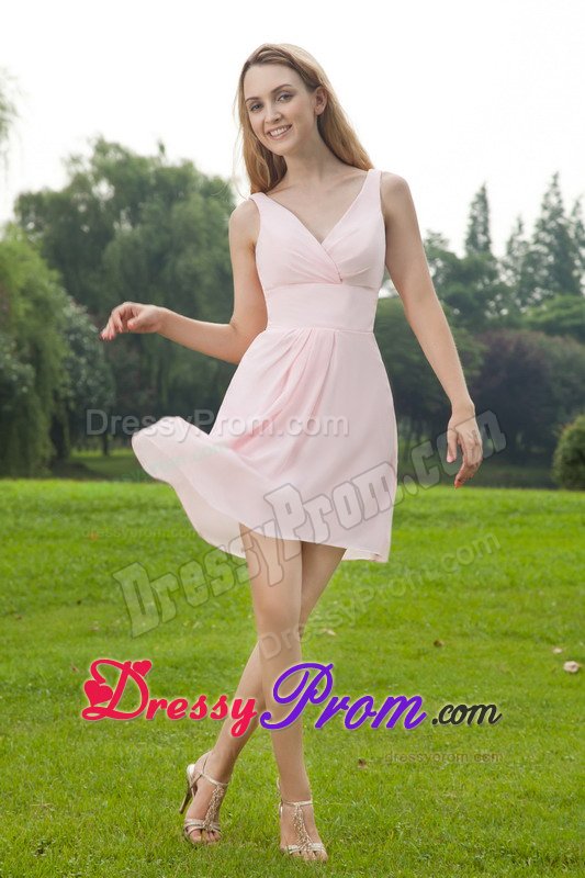 Baby Pink Ruche Empire Chiffon V-neck Dama Dress in Mini-length