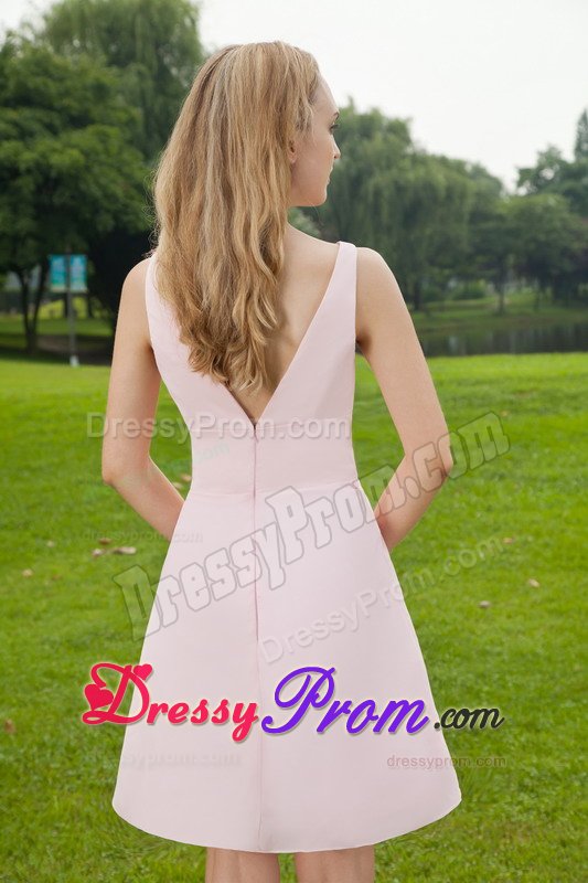 Baby Pink Ruche Empire Chiffon V-neck Dama Dress in Mini-length
