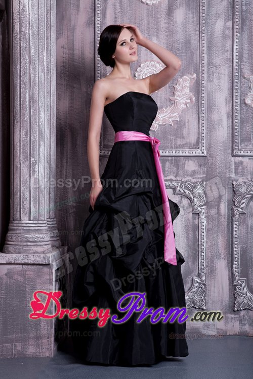Black A-line Taffeta Strapless Dama Dress with Sash and Pick-up