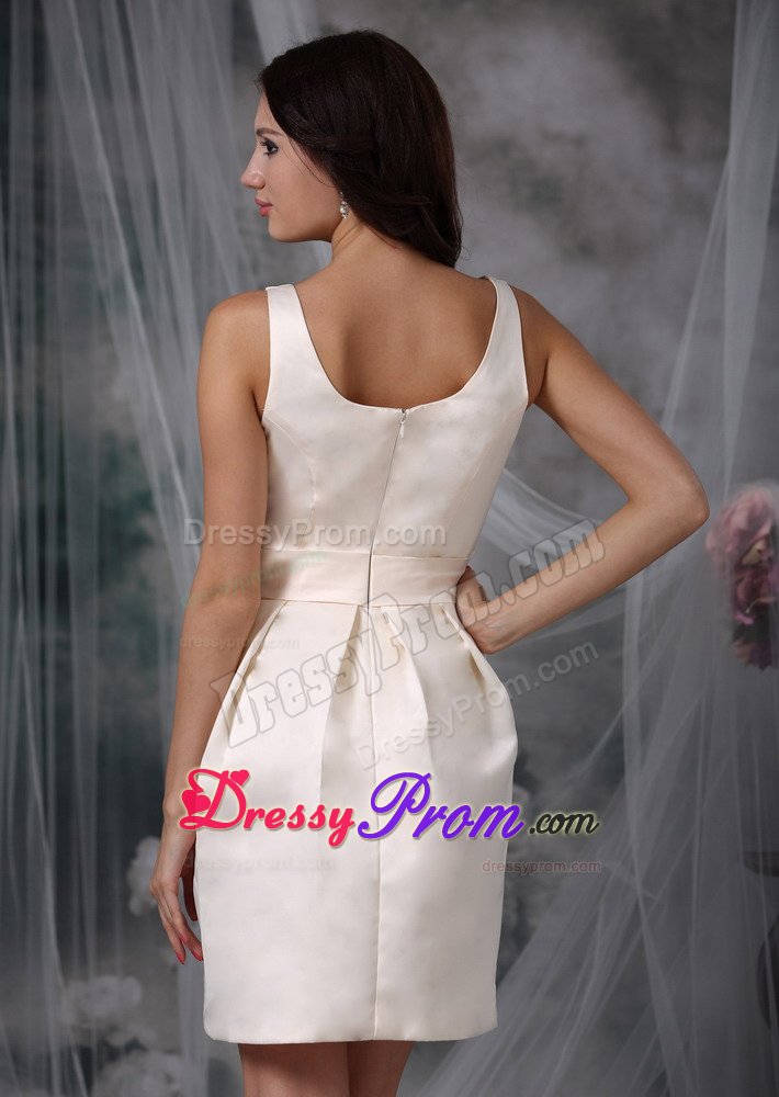 Off White Mini-length Taffeta Dama Dress with Straps and Bow