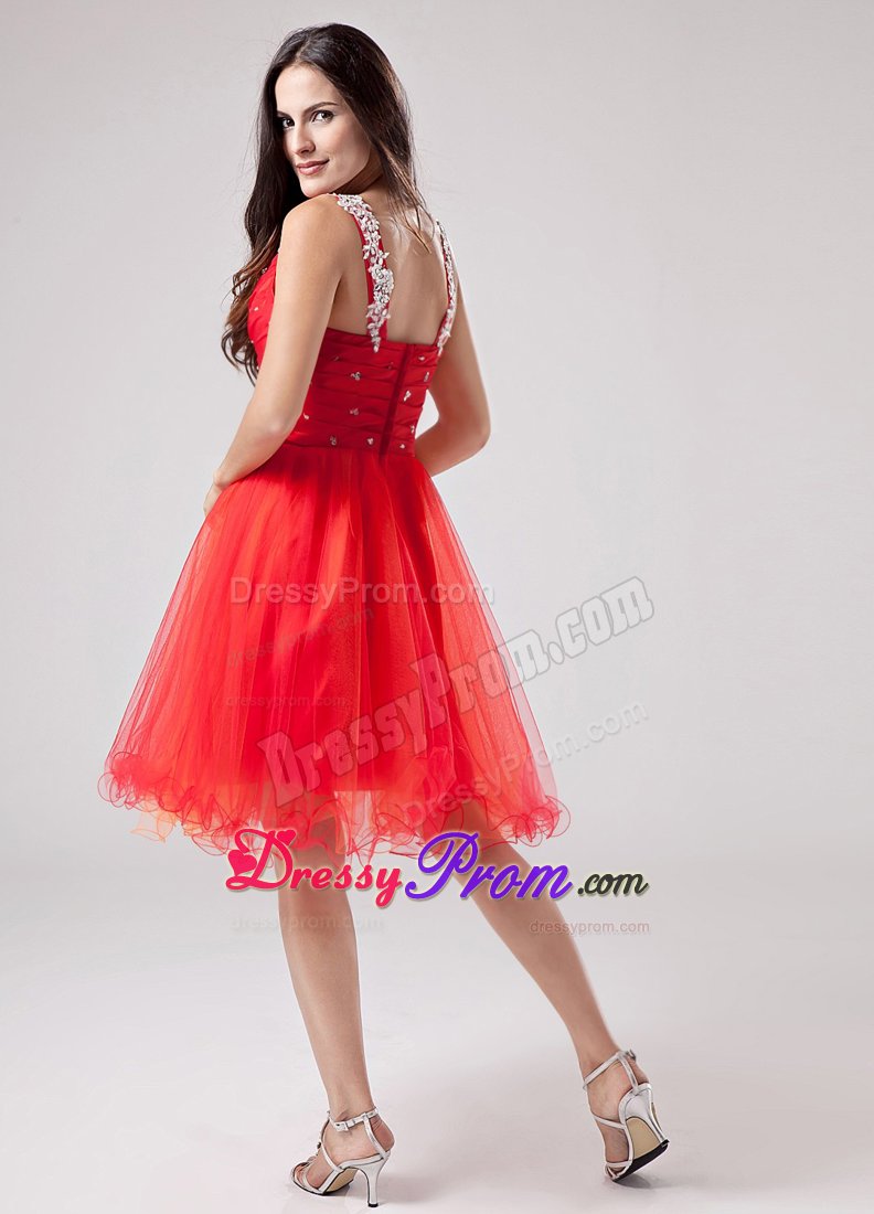 V-neck Beading and Ruche Organza Red Short Prom Bridesmaid Dress