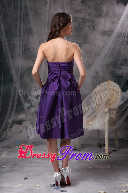 Strapless Purple Knee-length Taffeta Prom Dress with Bowknot in Back