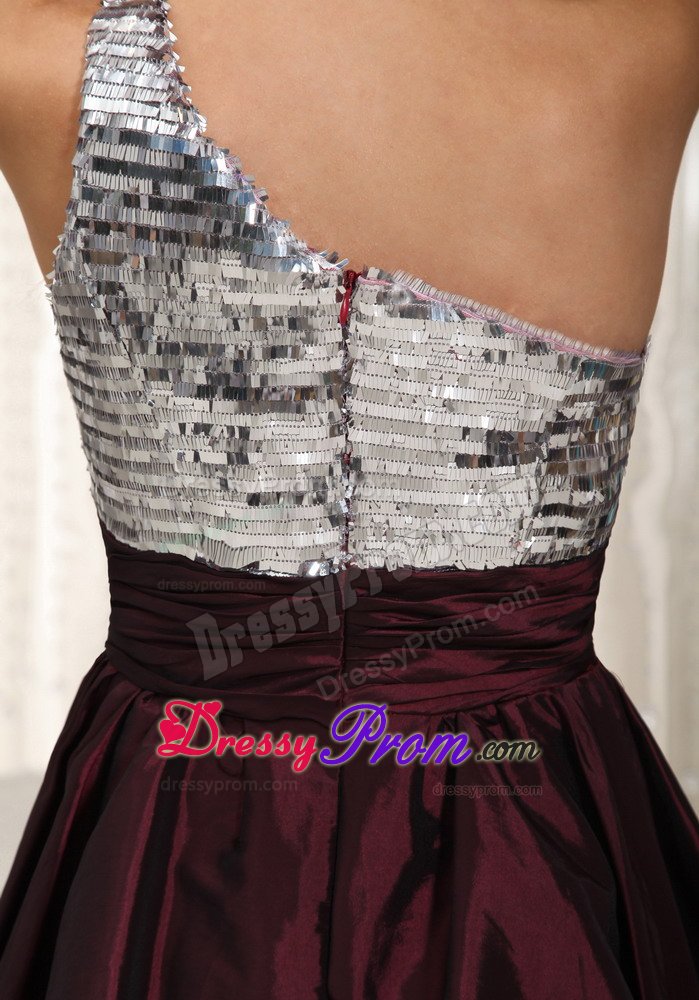 Mature Dark Purple and Silver Sequins Senior Prom Dresses