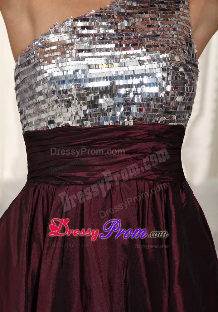 Mature Dark Purple and Silver Sequins Senior Prom Dresses