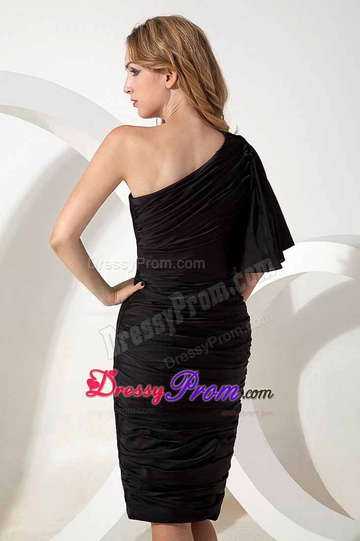 Black one Shoulder Ruched Prom Dress with Single Half Sleeve