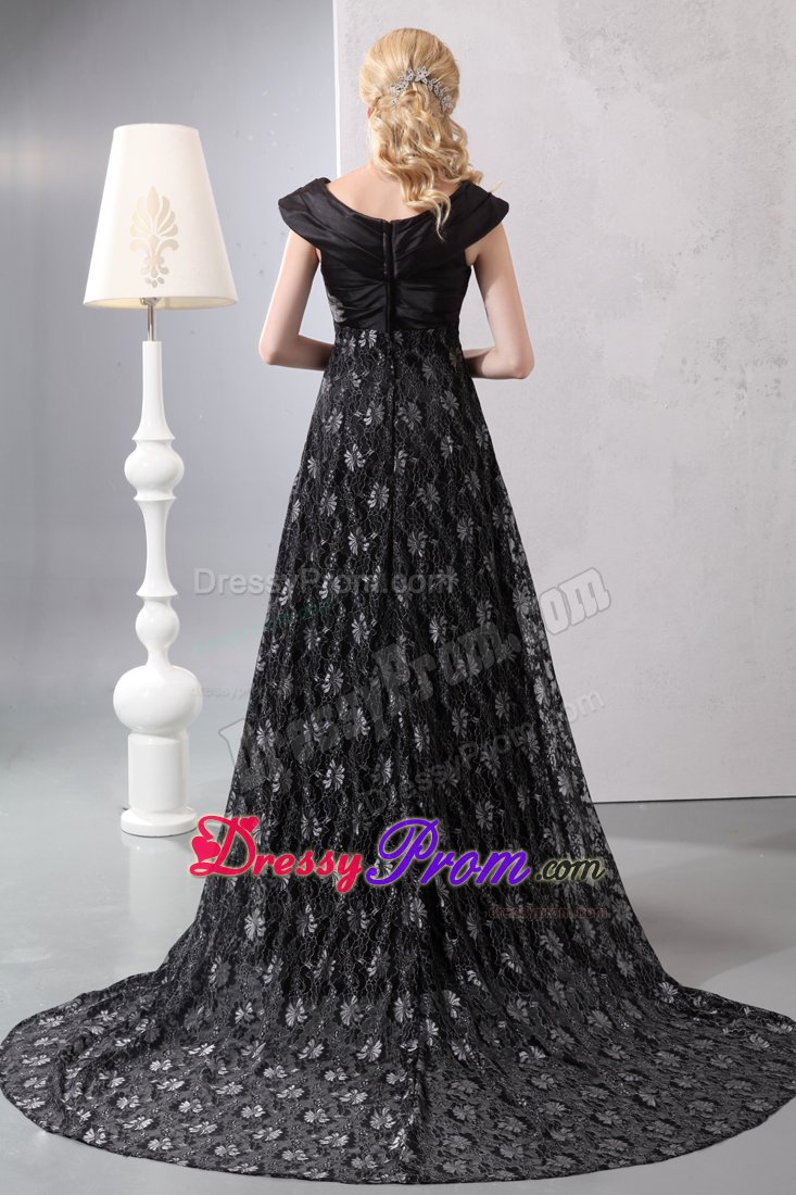 Wonderful Chapel Train V-neck Lace Prom Court Dresses in Black