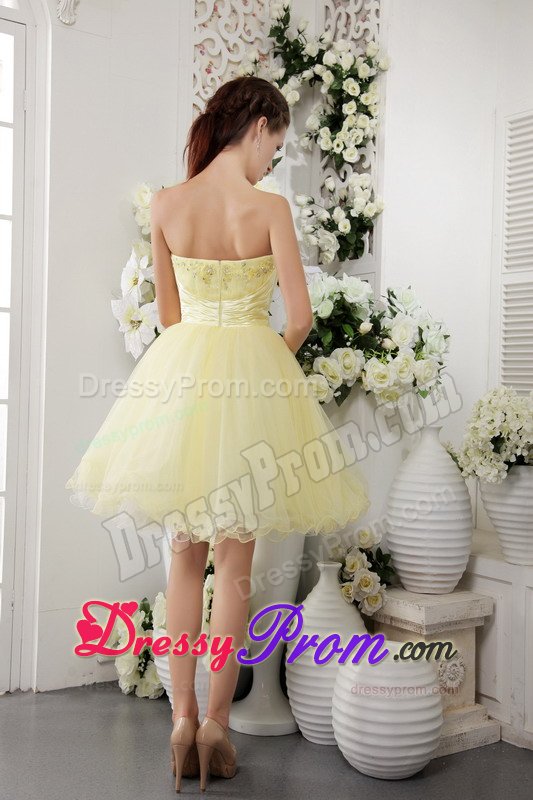 Beading and Ruches Accent Prom Evening Dresses in Light Yellow