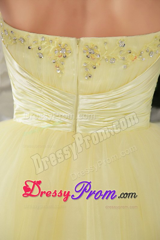 Beading and Ruches Accent Prom Evening Dresses in Light Yellow