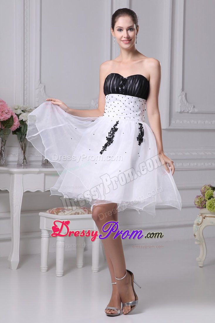 White and Black Organza Dresses for Prom Princess with Appliques