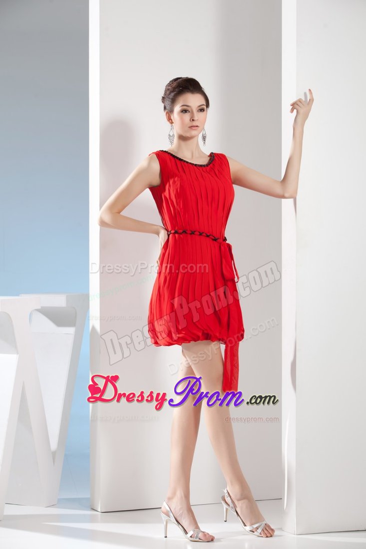 Beaded and Pleated Red Scoop Dresses for Prom Princess with Belt