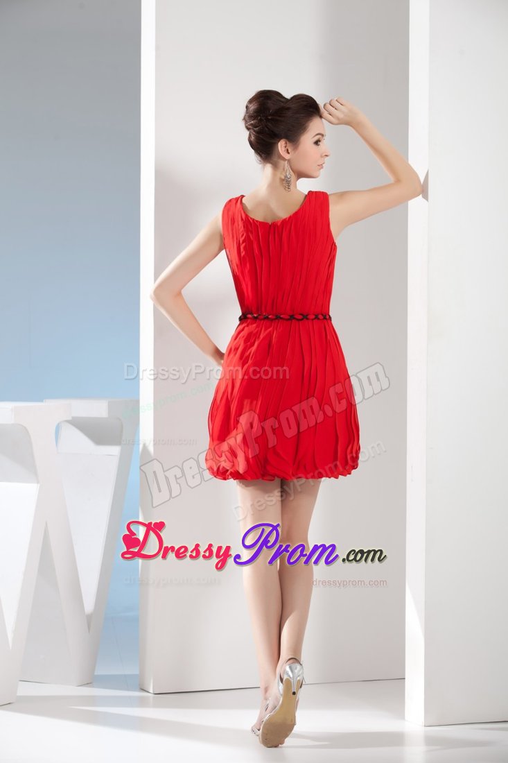 Beaded and Pleated Red Scoop Dresses for Prom Princess with Belt