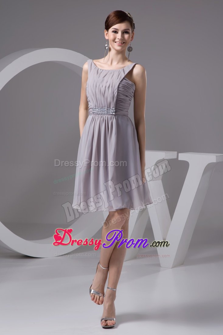 Beaded and Ruched Scoop Gray Chiffon Senior Prom of Knee Length