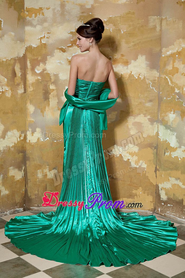 Popular Court Train Beaded Ruched Green Prom Dress for Girls