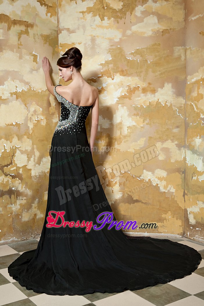 Off The Shoulder Chapel Train Black Prom Dress with Rhinestones