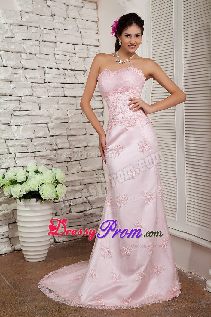 Popular Brush Train Strapless Prom Gown Dress with Lace Decorated
