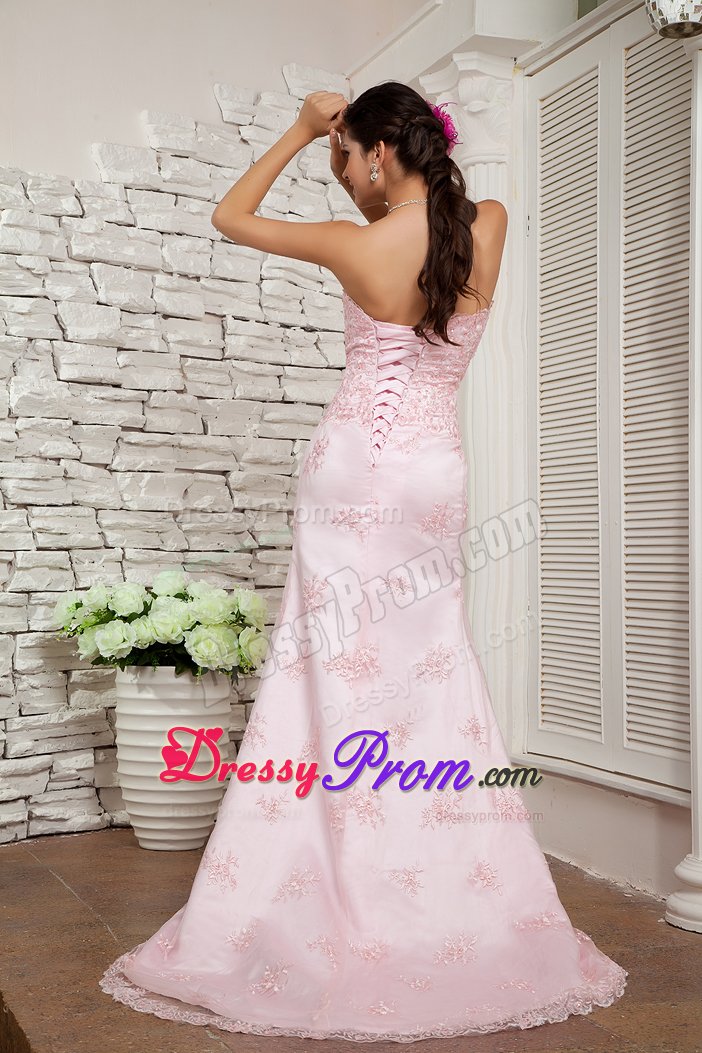 Popular Brush Train Strapless Prom Gown Dress with Lace Decorated