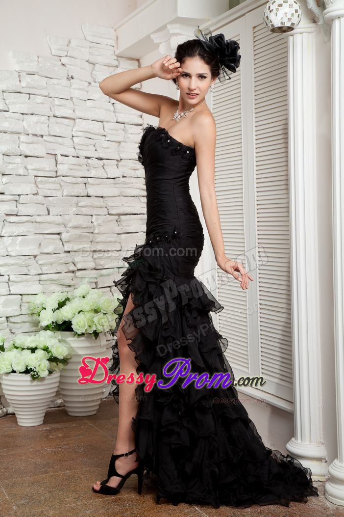 Multi-tiered Black Prom Pageant Dresses Strapless with Slit on the Side