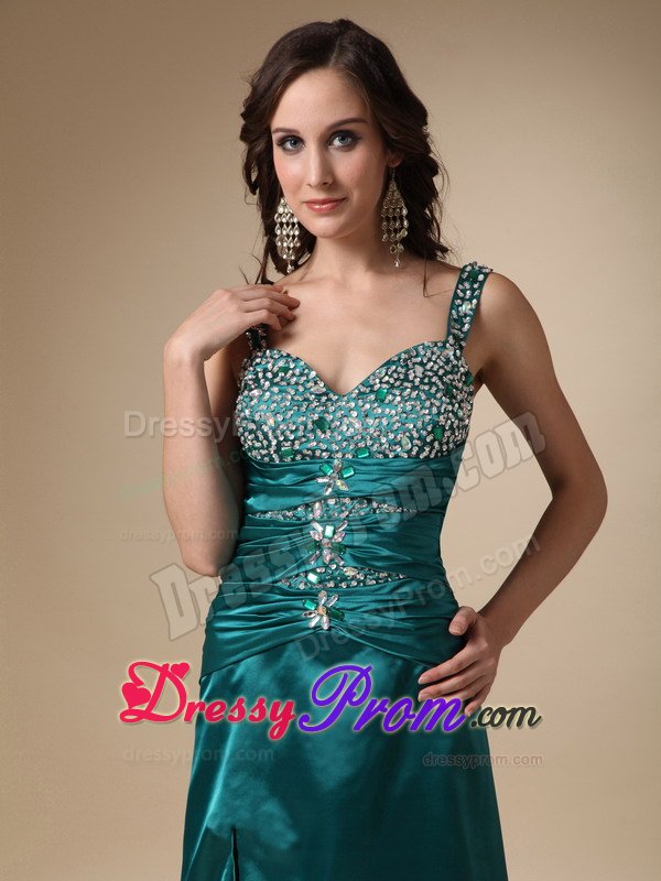 Sweep Train Beaded Prom Dresses with Criss Cross Back for Cascavel